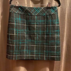 Plaid skirt, pairs perfect with tights and booties